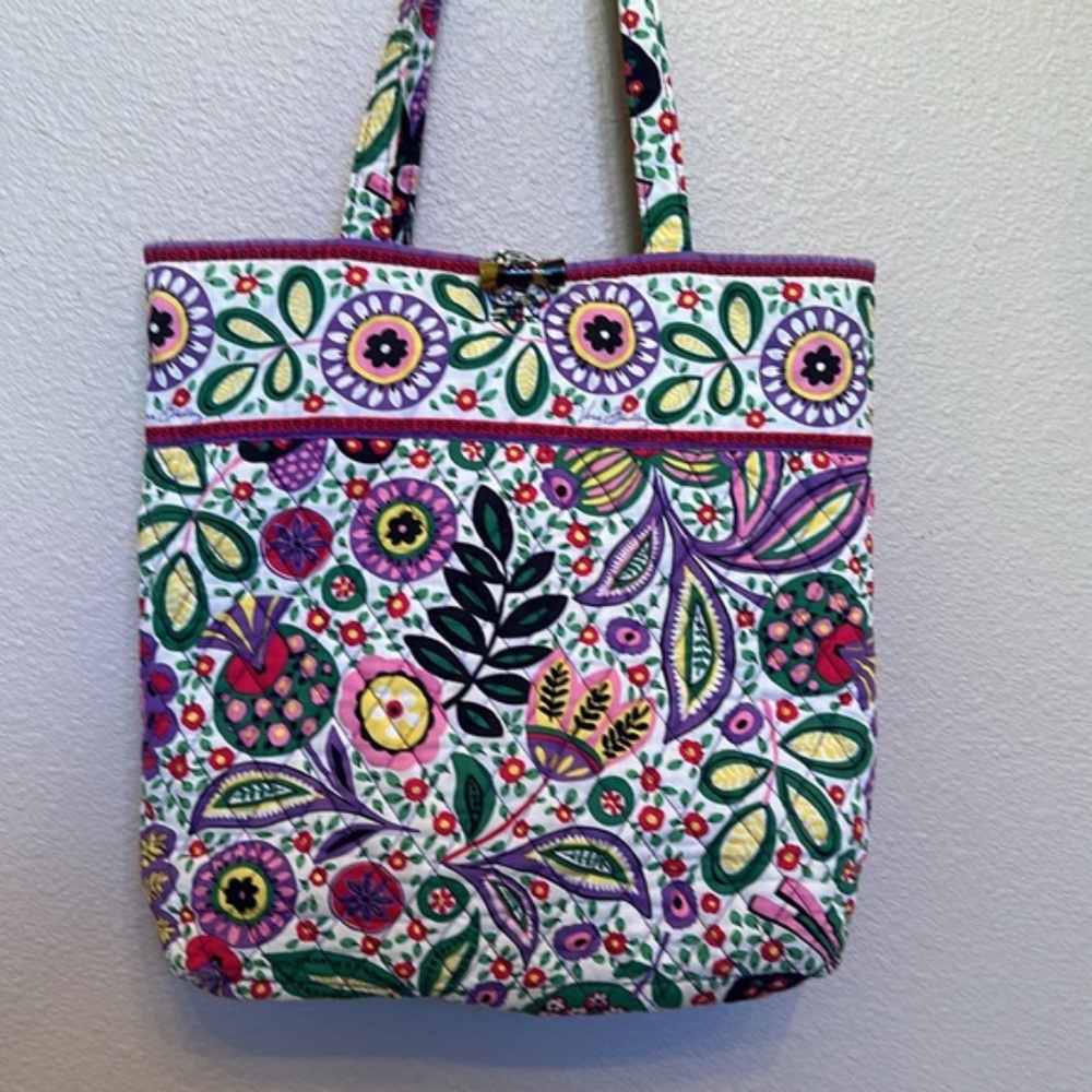 Vera Bradley tote bag floral